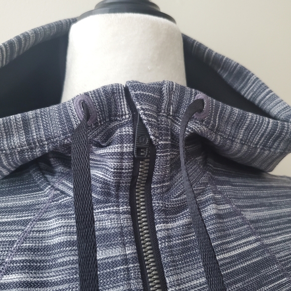 Lululemon Hooded Define Jacket - Picture 8 of 16
